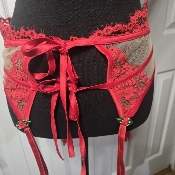 For Love and Lemons Red Lace Roses Garter Lingerie Sexy Valentine's Large Y2K - Picture 4 of 7